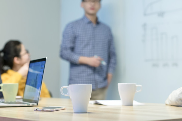 年度經(jīng)營計劃與戰(zhàn)略規(guī)劃：相輔相成，共同發(fā)展