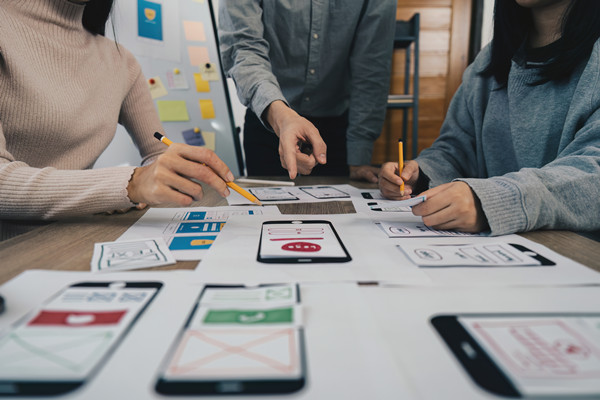 品牌設(shè)計：打造獨特形象，提升品牌知名度