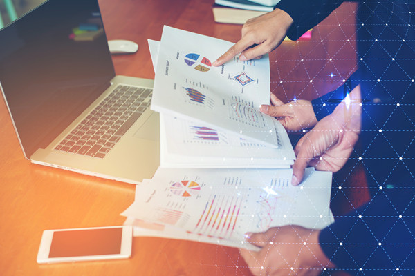 年度經(jīng)營計劃中的多方面分析和策略制定如何操作？