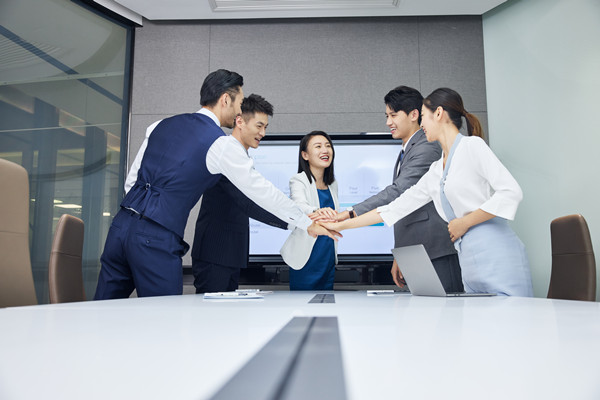 組織規(guī)劃咨詢：協助企業(yè)建立高效團隊，提升員工素質