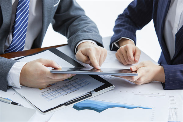 精準(zhǔn)選人，高效育人：人力資源管理新策略