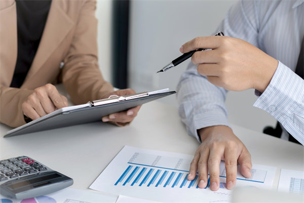 智慧預(yù)算，護航企業(yè)未來，構(gòu)建穩(wěn)健預(yù)算管理體系