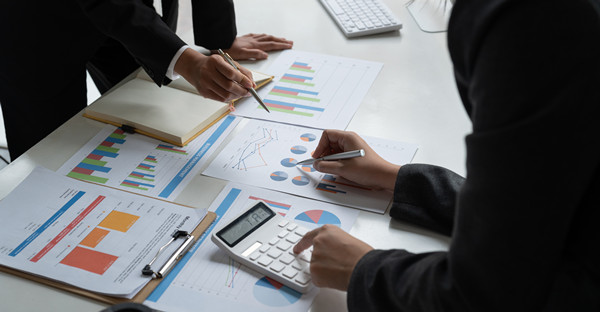 深度挖掘績效數(shù)據(jù)，優(yōu)化企業(yè)決策與資源配置