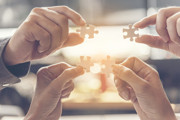 戰(zhàn)略咨詢，助力企業(yè)破解發(fā)展難題，實(shí)現(xiàn)跨越發(fā)展