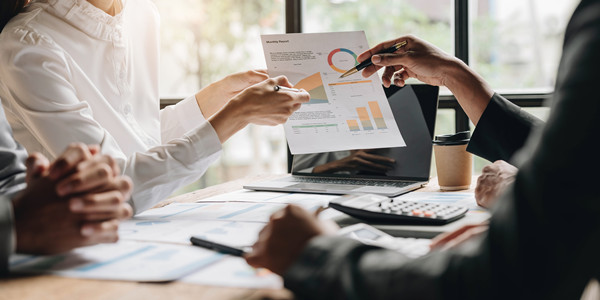 績(jī)效考核公正公平，樹立企業(yè)良好形象與信任