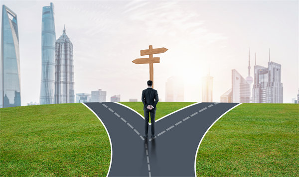 如果一家企業(yè)沒有明確的經(jīng)營戰(zhàn)略，會(huì)有什么樣的風(fēng)險(xiǎn)？