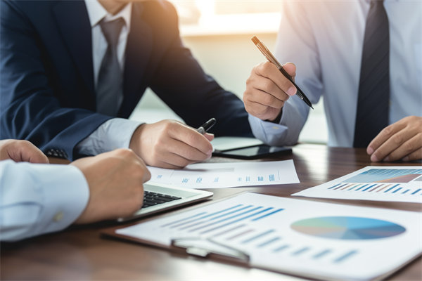 集團(tuán)內(nèi)部溝通機(jī)制如何優(yōu)化，促進(jìn)信息暢通？