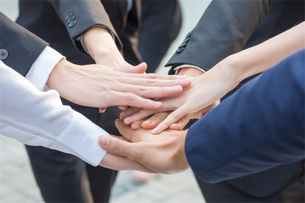 如何平衡員工工作與生活的界限，增強工作滿意度？