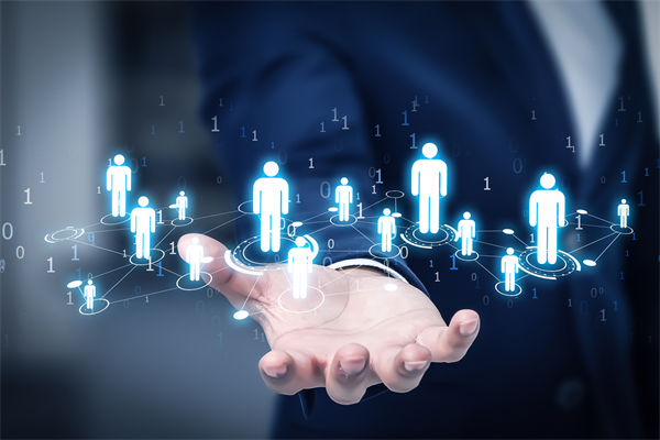 面對市場快速變化，組織規(guī)劃如何保持靈活性與前瞻性？