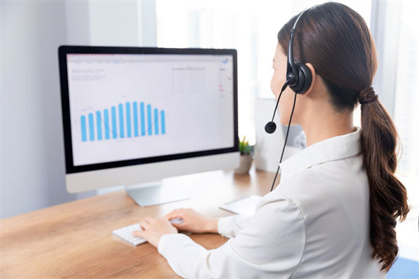 客戶為中心，管理咨詢?nèi)绾沃ζ髽I(yè)優(yōu)化服務(wù)體驗(yàn)？