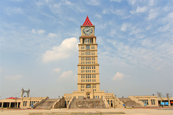 贛州戰(zhàn)略咨詢公司如何幫助企業(yè)制定長(zhǎng)遠(yuǎn)發(fā)展規(guī)劃？