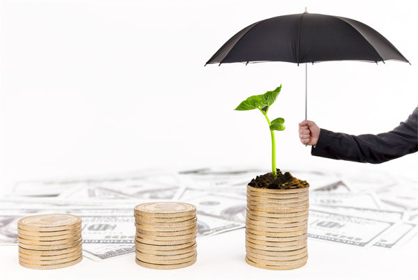 面對(duì)市場(chǎng)變化，企業(yè)戰(zhàn)略管理的靈活性如何保持與提升？