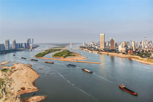 企業(yè)如何借助南昌營銷咨詢公司提升品牌影響力和市場(chǎng)份額？