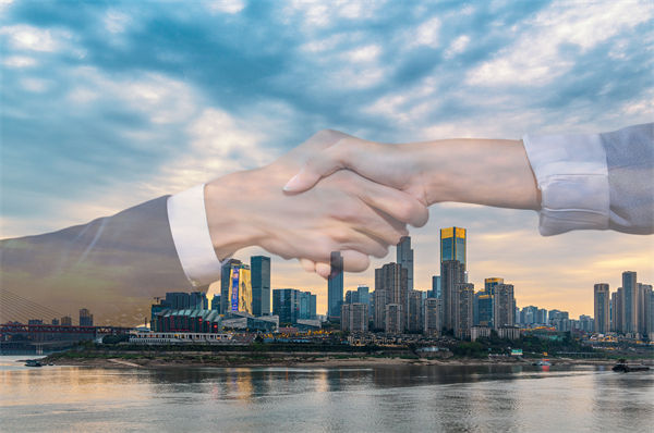 集團管控咨詢?nèi)绾螏椭髽I(yè)構(gòu)建協(xié)同高效的管理團隊？