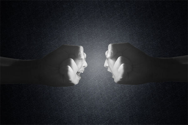 內(nèi)部矛盾重重，管理咨詢?nèi)绾沃χ亟ê椭C高效組織？