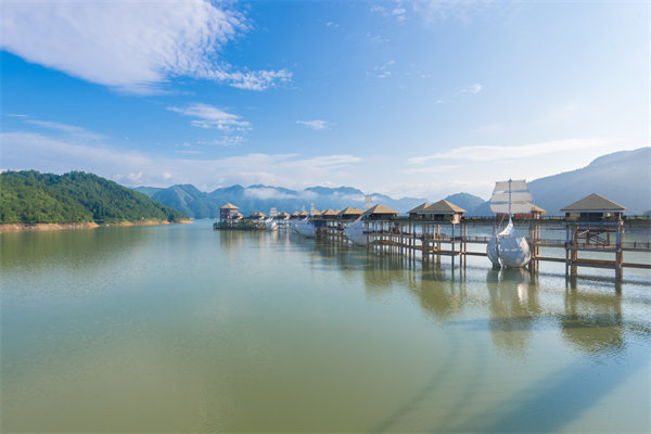 麗水戰(zhàn)略咨詢公司如何為企業(yè)量身定制破局發(fā)展戰(zhàn)略？