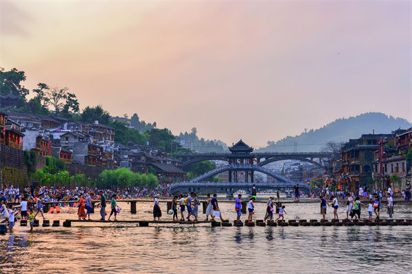 出行熱、消費旺、體驗新，品牌營銷如何在假期發(fā)力？