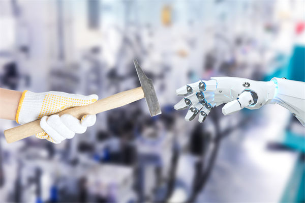 員工對數(shù)字化管理抵觸，推進遇阻，怎樣化解難題？