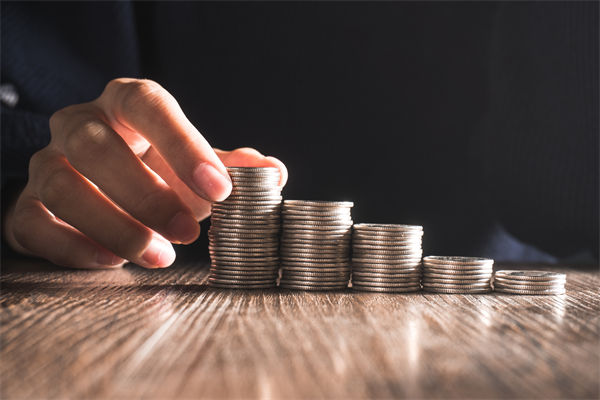 薪酬績效分析：多家大行下調(diào)存款利率，1年期下破1%