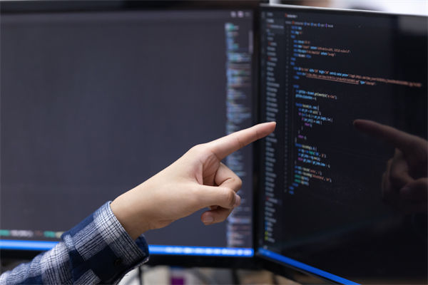 數(shù)據(jù)泛濫成災難利用？企業(yè)數(shù)字化轉(zhuǎn)型如何打通任督二脈？