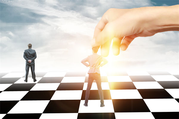 把頂層設計和問計于民統(tǒng)一起來，對企業(yè)戰(zhàn)略的啟示