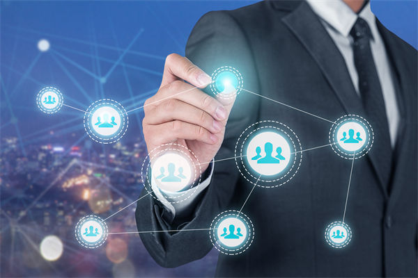 人力資源咨詢：新人領(lǐng)證時收到民政局1500元獎勵