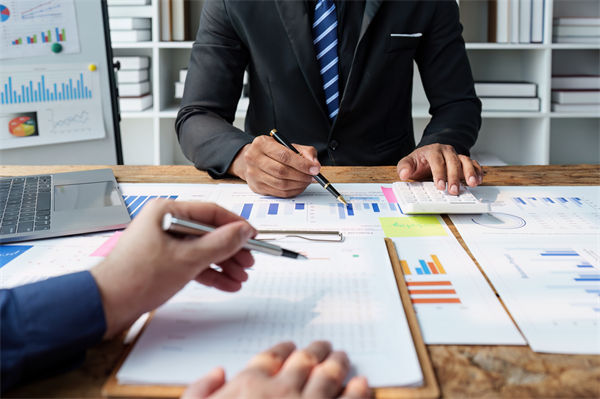 效能提升乏力，數(shù)智化咨詢怎樣協(xié)助找到破局支點？