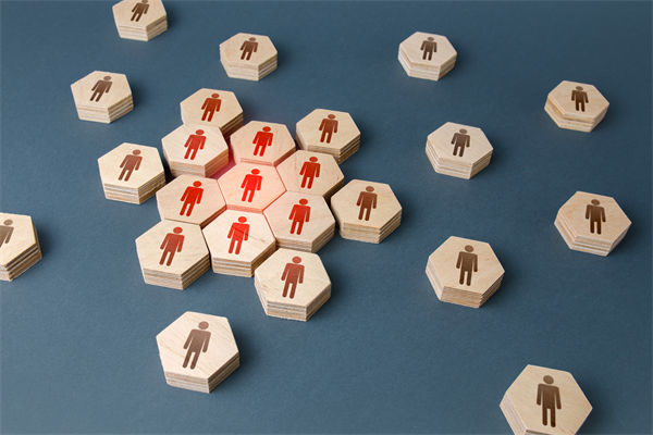 集團(tuán)管控越管越亂？根源在這五個(gè)被忽視的底層邏輯！